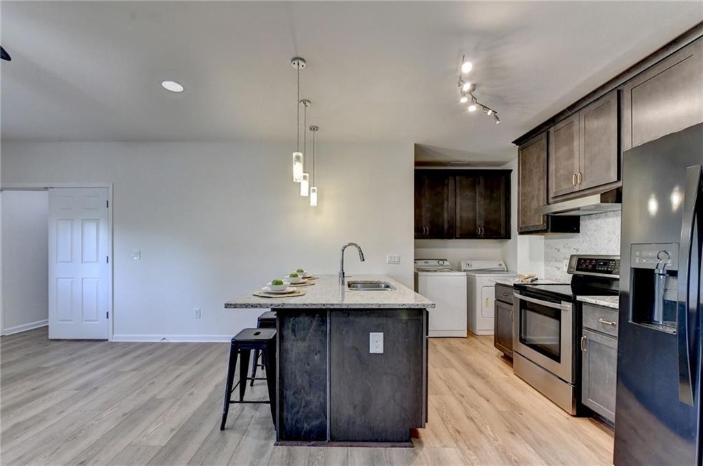 Full kitchen on finished terrace level